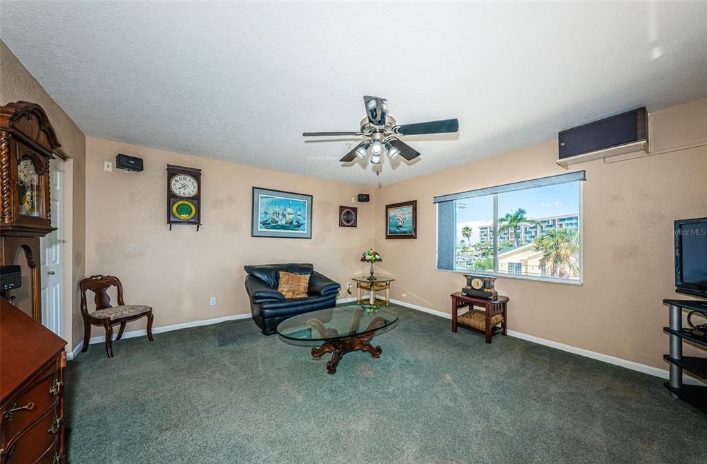 待售: $675,000 (3 贝兹, 2 浴室, 2227 平方英尺)