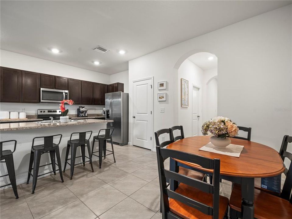 En Venta: $325,000 (3 camas, 2 baños, 1673 Pies cuadrados)