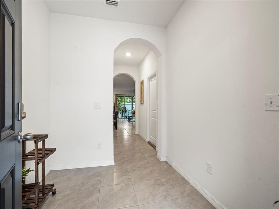 En Venta: $325,000 (3 camas, 2 baños, 1673 Pies cuadrados)