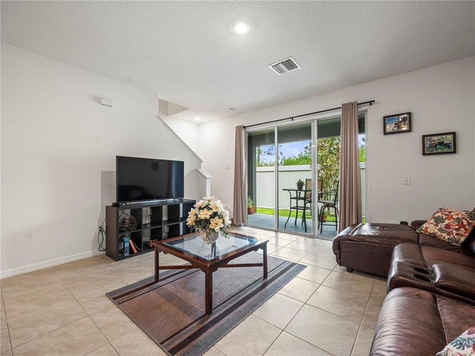 En Venta: $325,000 (3 camas, 2 baños, 1673 Pies cuadrados)