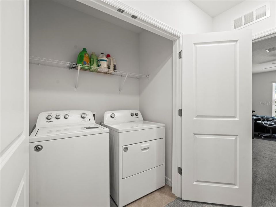 En Venta: $325,000 (3 camas, 2 baños, 1673 Pies cuadrados)