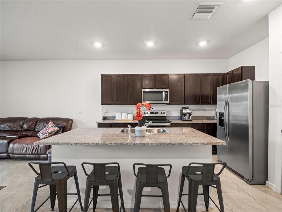 En Venta: $325,000 (3 camas, 2 baños, 1673 Pies cuadrados)