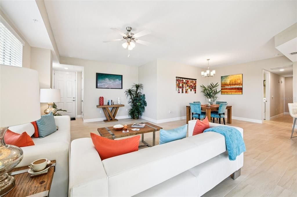 На продажу: $625,000 (3 спален, 2 ванн, 1773 Квадратных фут)