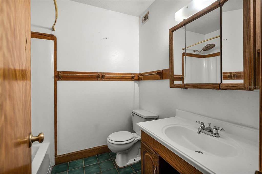 Active With Contract: $550,000 (4 beds, 2 baths, 2240 Square Feet)