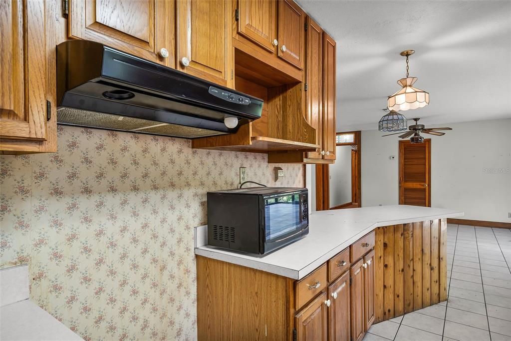 Active With Contract: $550,000 (4 beds, 2 baths, 2240 Square Feet)