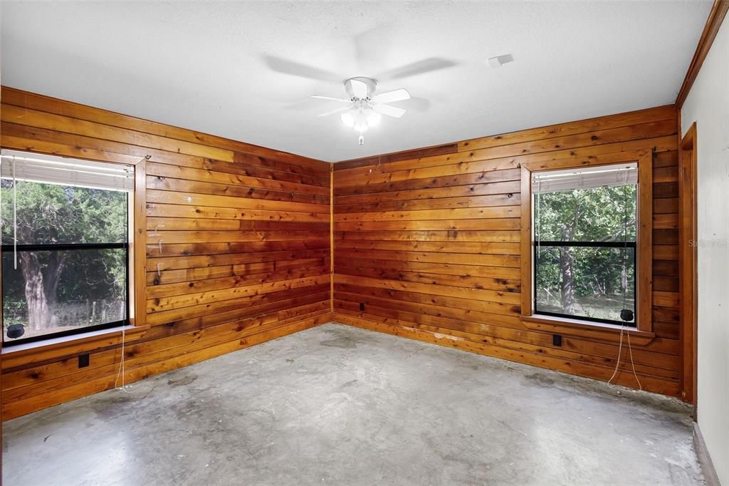 Active With Contract: $550,000 (4 beds, 2 baths, 2240 Square Feet)