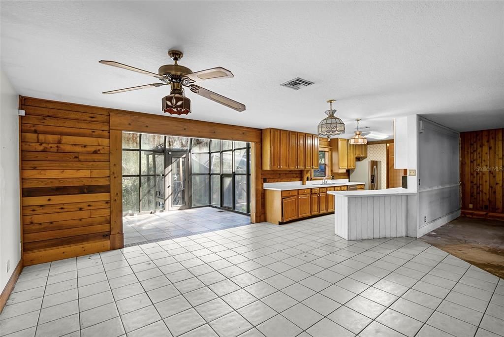 Active With Contract: $550,000 (4 beds, 2 baths, 2240 Square Feet)