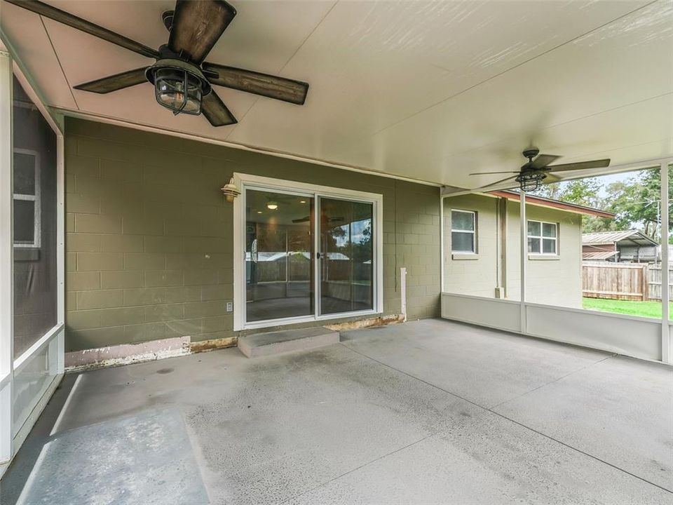 合同活跃: $324,900 (3 贝兹, 2 浴室, 1456 平方英尺)