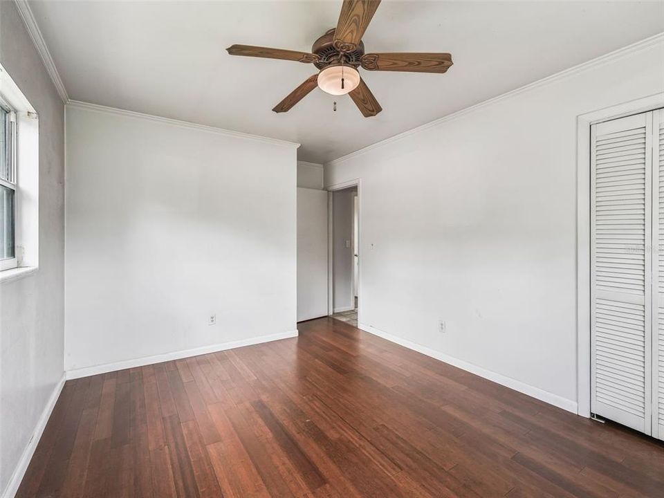 合同活跃: $324,900 (3 贝兹, 2 浴室, 1456 平方英尺)