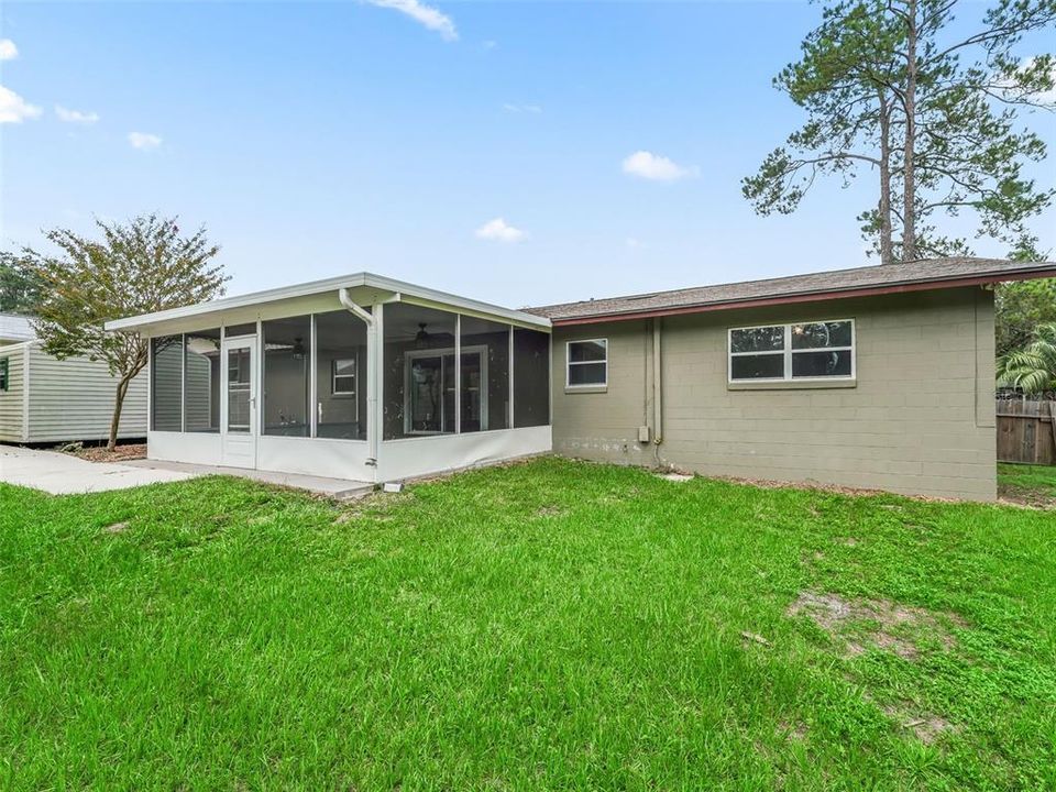 合同活跃: $324,900 (3 贝兹, 2 浴室, 1456 平方英尺)