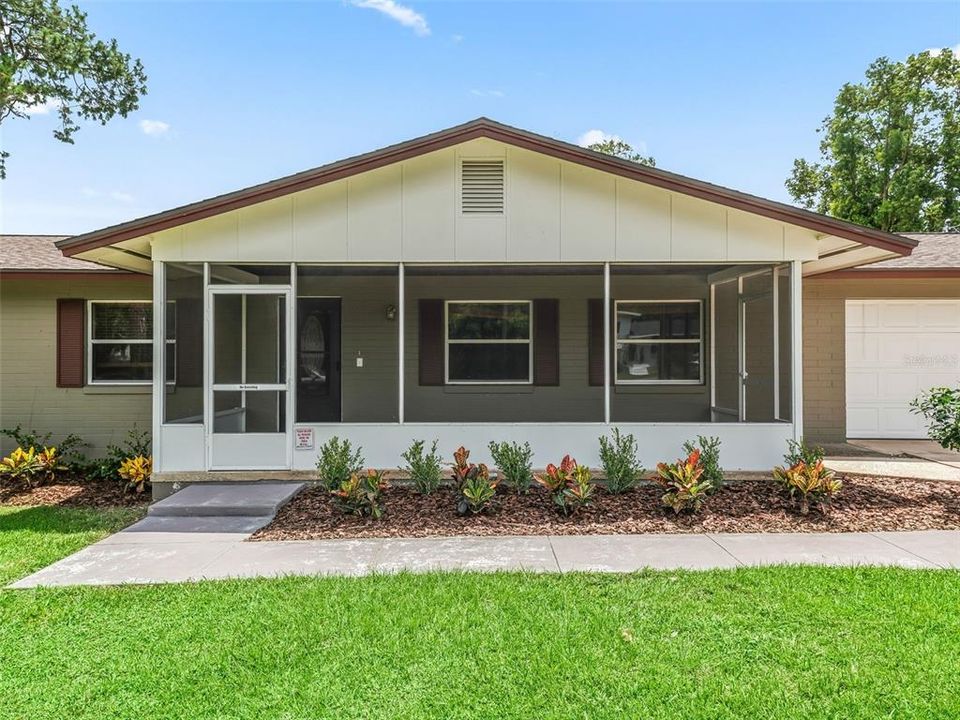 合同活跃: $324,900 (3 贝兹, 2 浴室, 1456 平方英尺)