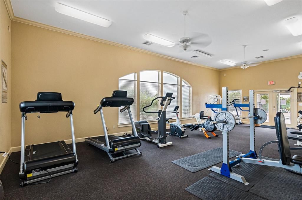 Под контрактом: $165,000 (1 спален, 1 ванн, 656 Квадратных фут)