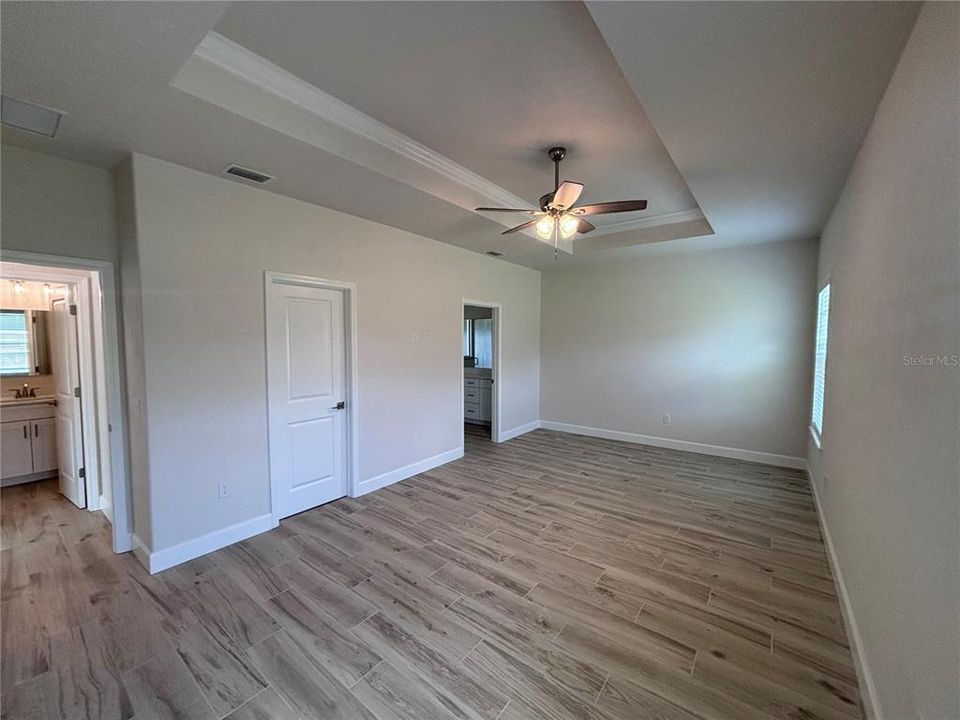 For Rent: $3,000 (3 beds, 2 baths, 1806 Square Feet)