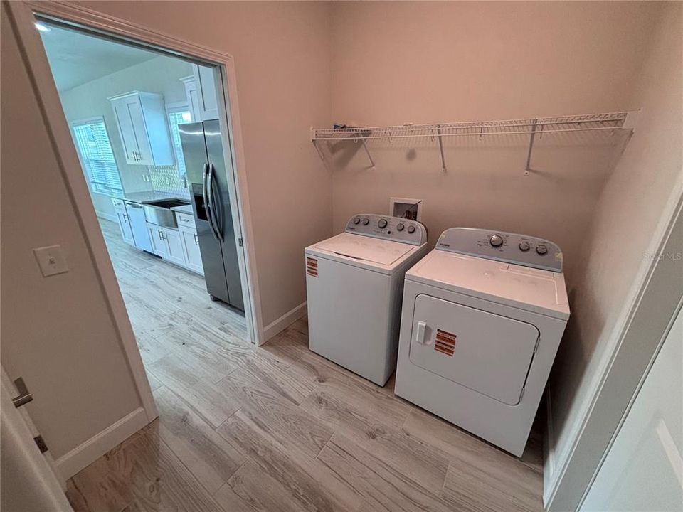 For Rent: $3,000 (3 beds, 2 baths, 1806 Square Feet)
