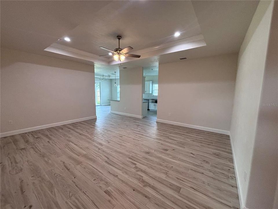 For Rent: $3,000 (3 beds, 2 baths, 1806 Square Feet)