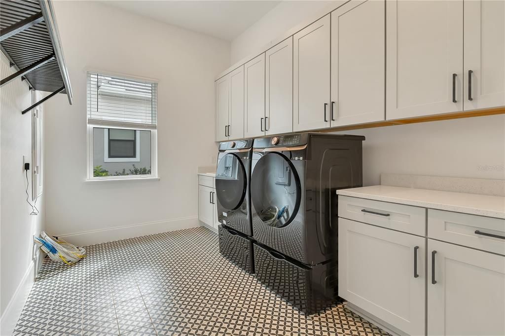 待售: $3,580,000 (6 贝兹, 6 浴室, 6672 平方英尺)