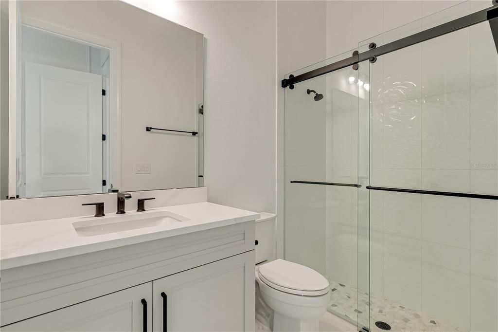 待售: $3,580,000 (6 贝兹, 6 浴室, 6672 平方英尺)