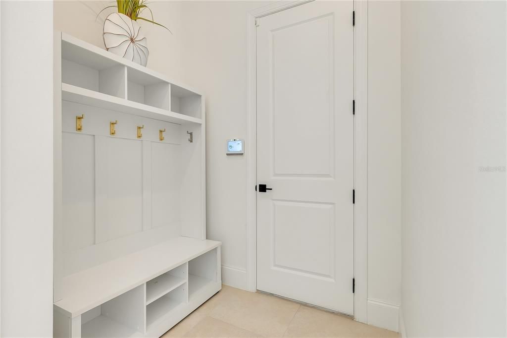 待售: $3,580,000 (6 贝兹, 6 浴室, 6672 平方英尺)