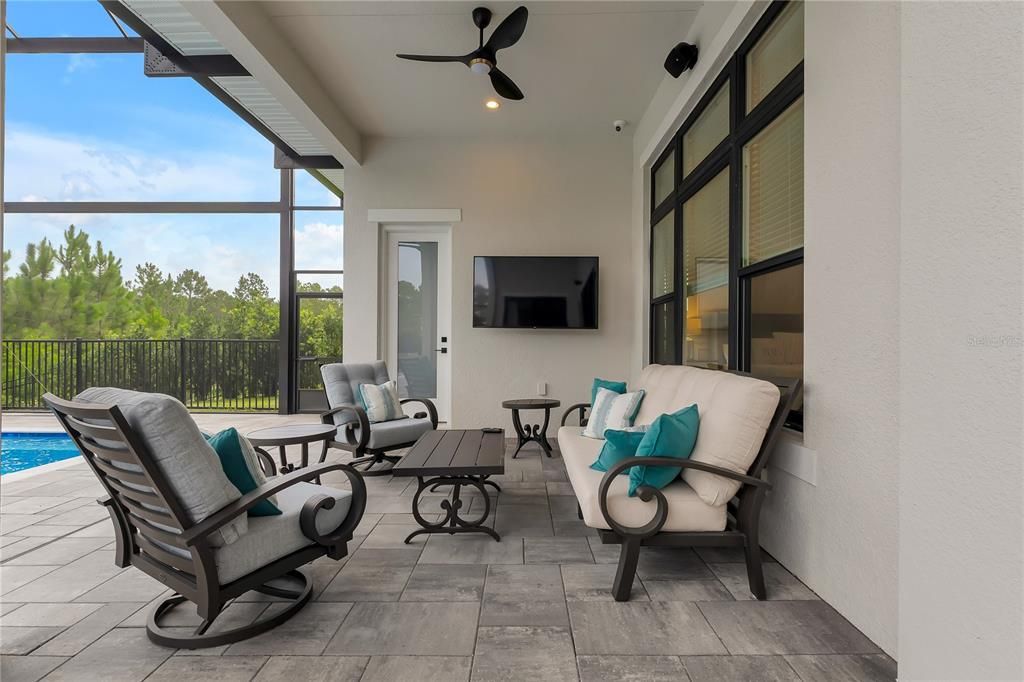 待售: $3,580,000 (6 贝兹, 6 浴室, 6672 平方英尺)