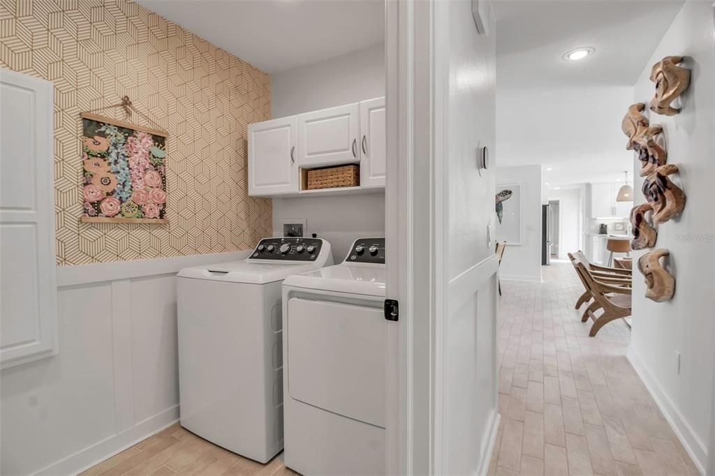 For Sale: $1,600,000 (3 beds, 2 baths, 1713 Square Feet)