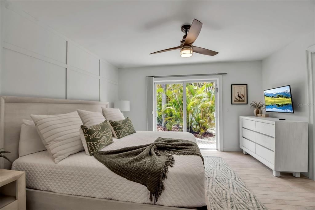For Sale: $1,600,000 (3 beds, 2 baths, 1713 Square Feet)