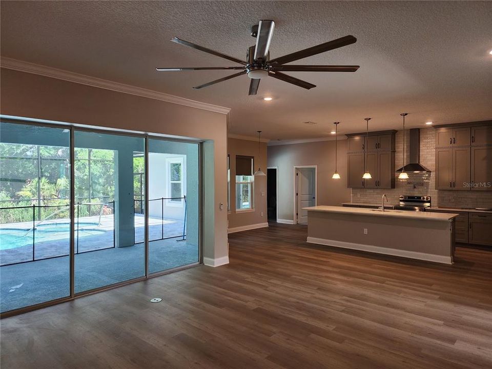 For Sale: $1,800,000 (4 beds, 3 baths, 4051 Square Feet)