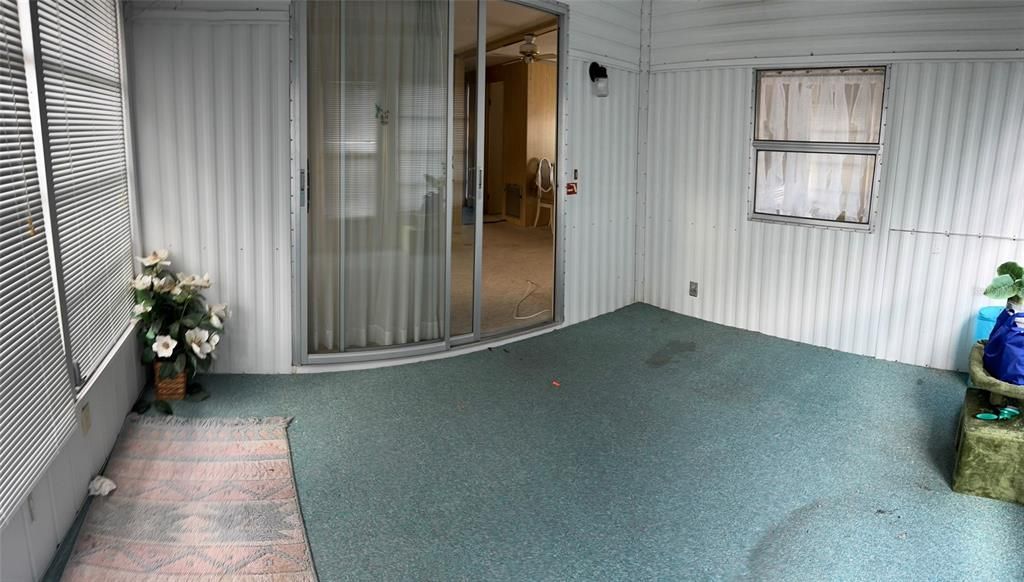 Active With Contract: $99,500 (2 beds, 2 baths, 864 Square Feet)