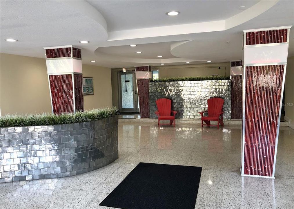 For Sale: $107,500 (2 beds, 1 baths, 887 Square Feet)