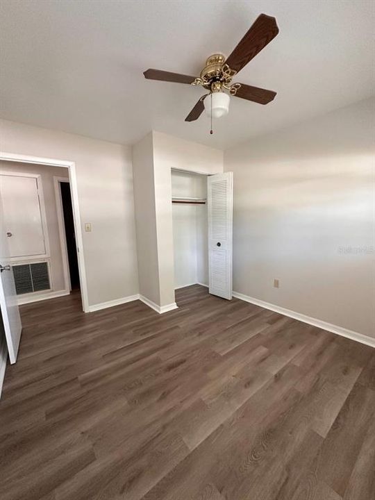 For Sale: $450,000 (3 beds, 2 baths, 816 Square Feet)