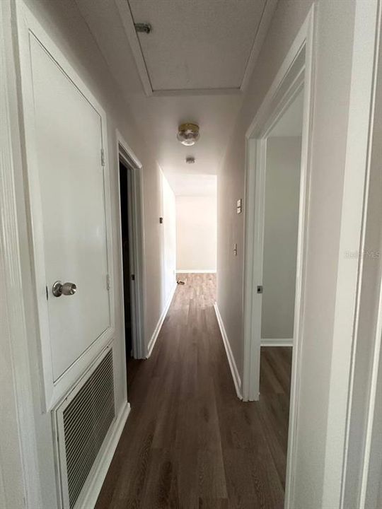 For Sale: $450,000 (3 beds, 2 baths, 816 Square Feet)