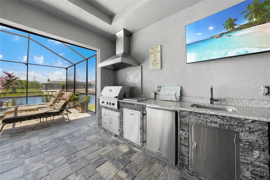 Active With Contract: $879,000 (3 beds, 2 baths, 2134 Square Feet)