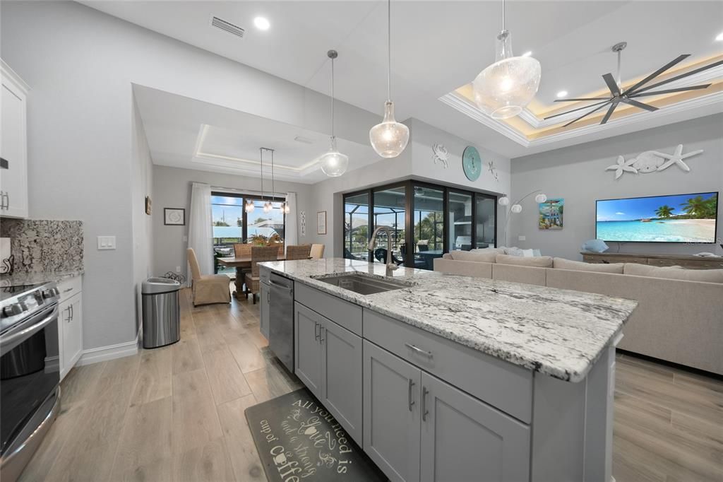 Active With Contract: $879,000 (3 beds, 2 baths, 2134 Square Feet)