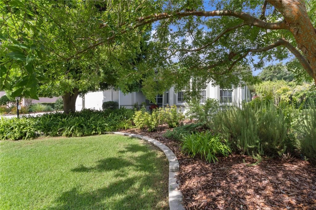 На продажу: $854,900 (3 спален, 2 ванн, 3215 Квадратных фут)