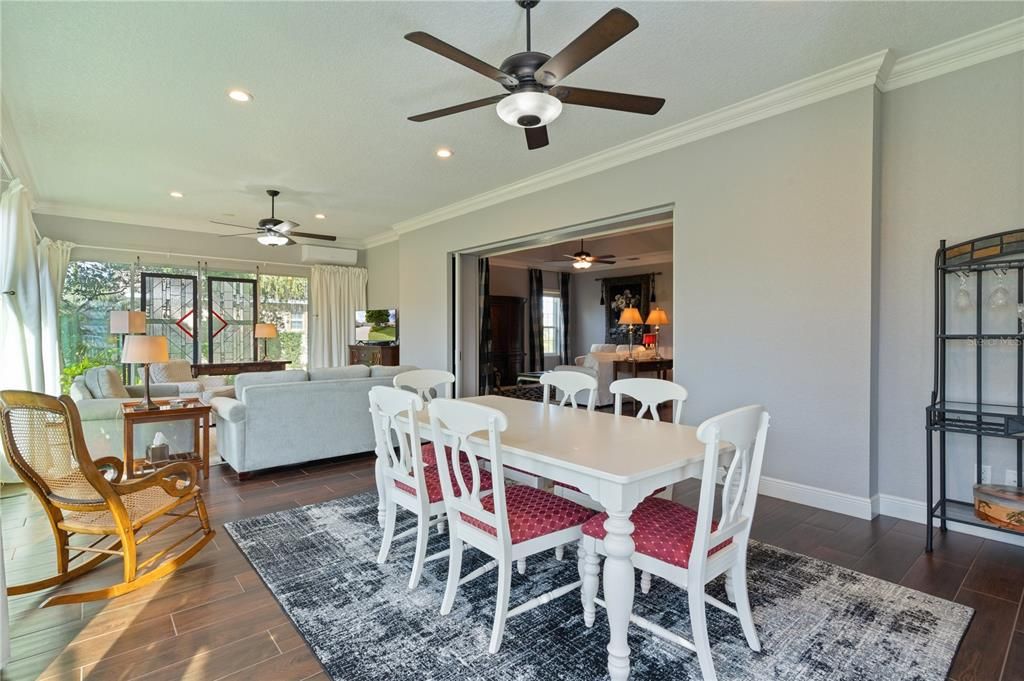 На продажу: $854,900 (3 спален, 2 ванн, 3215 Квадратных фут)