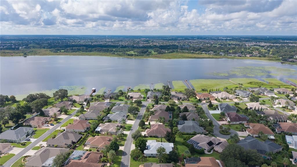 На продажу: $854,900 (3 спален, 2 ванн, 3215 Квадратных фут)