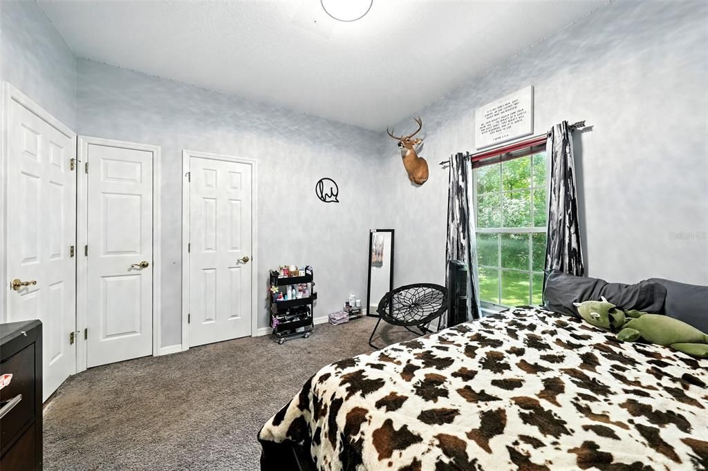 En Venta: $699,000 (4 camas, 3 baños, 3419 Pies cuadrados)