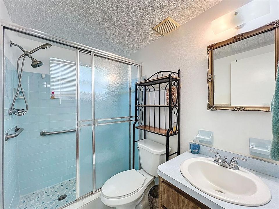 For Sale: $289,900 (3 beds, 2 baths, 1470 Square Feet)