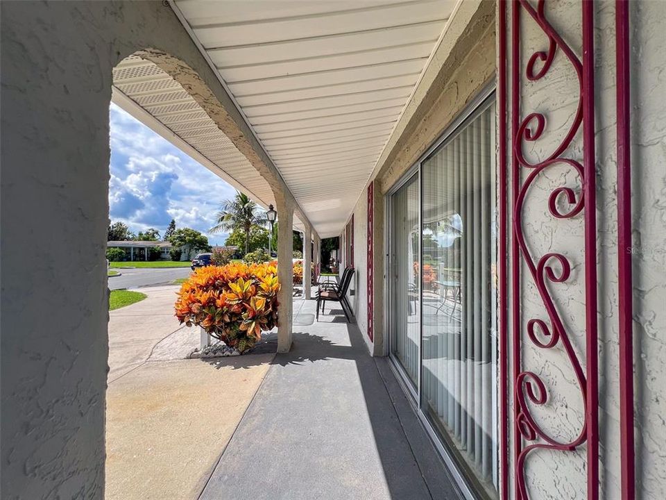 For Sale: $289,900 (3 beds, 2 baths, 1470 Square Feet)