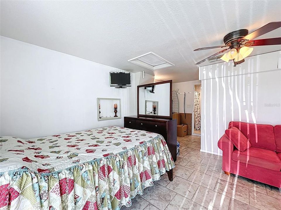 For Sale: $289,900 (3 beds, 2 baths, 1470 Square Feet)