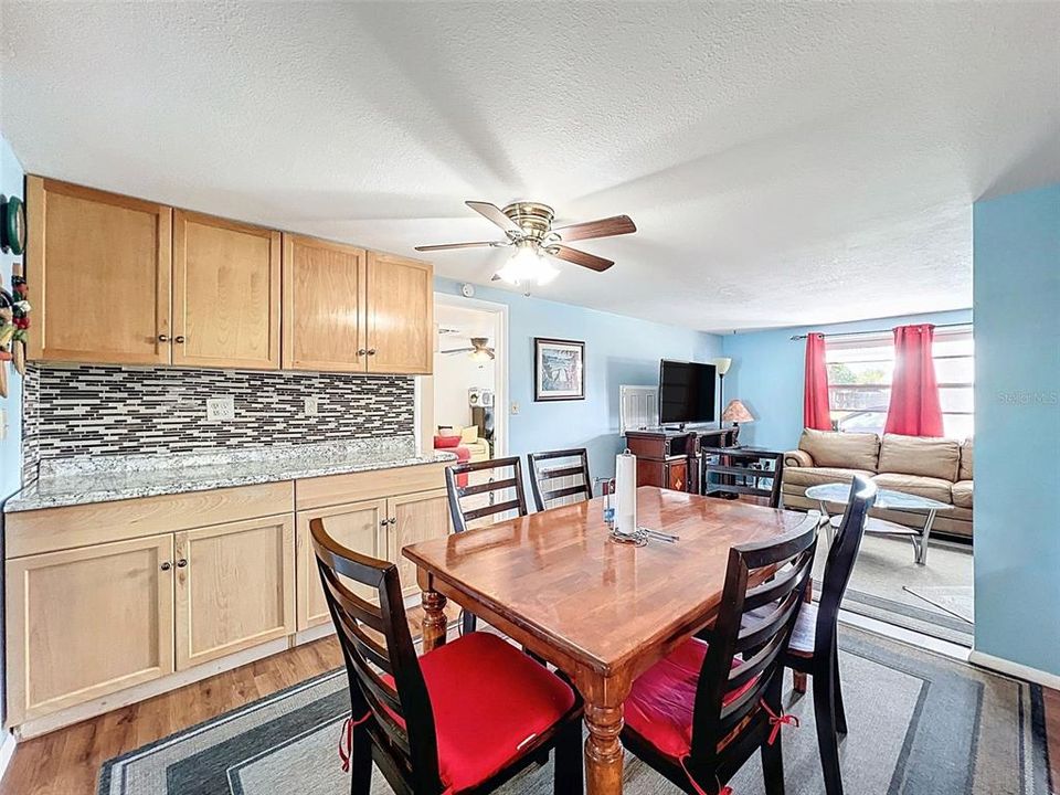 For Sale: $289,900 (3 beds, 2 baths, 1470 Square Feet)