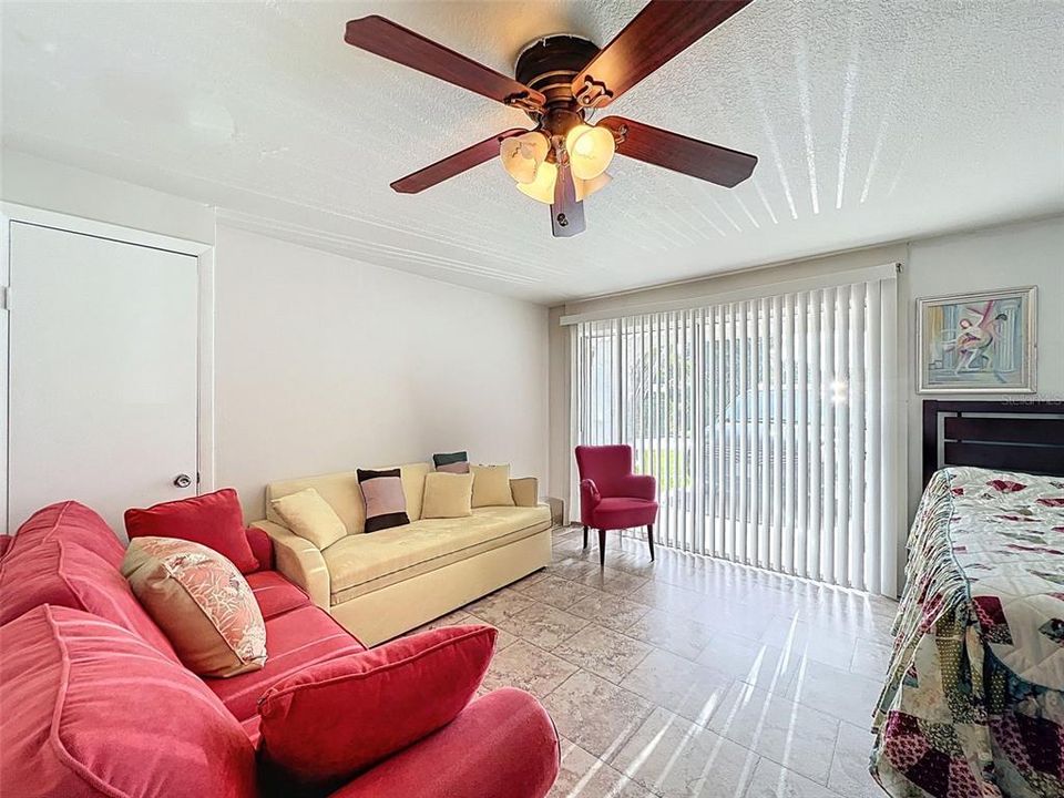 For Sale: $289,900 (3 beds, 2 baths, 1470 Square Feet)