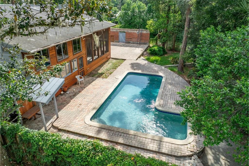 En Venta: $699,000 (6 camas, 4 baños, 3042 Pies cuadrados)