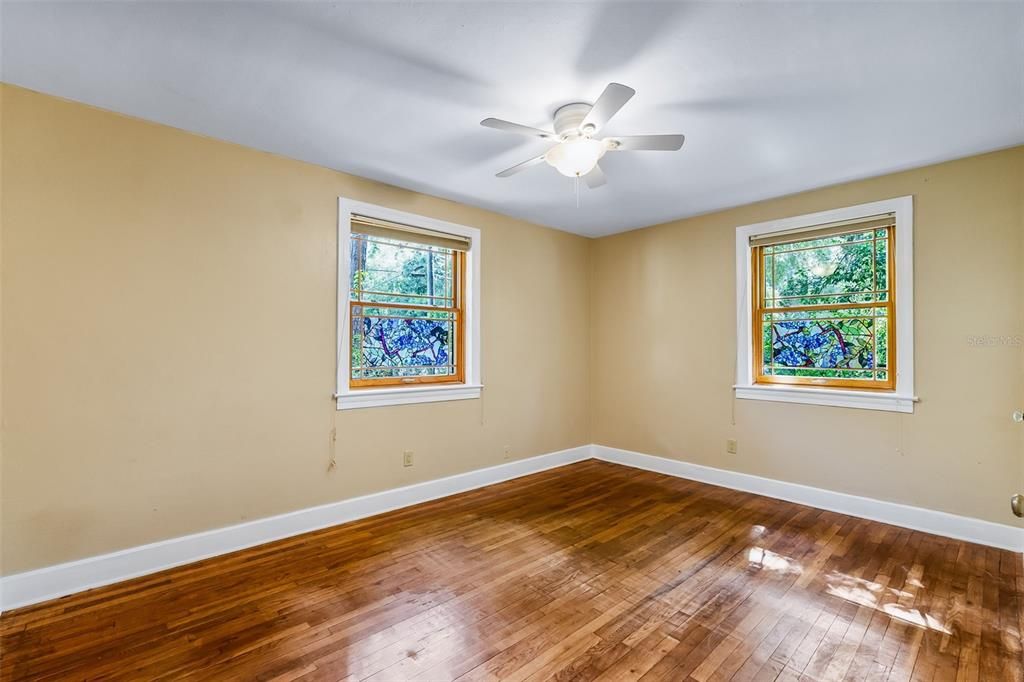 En Venta: $699,000 (6 camas, 4 baños, 3042 Pies cuadrados)