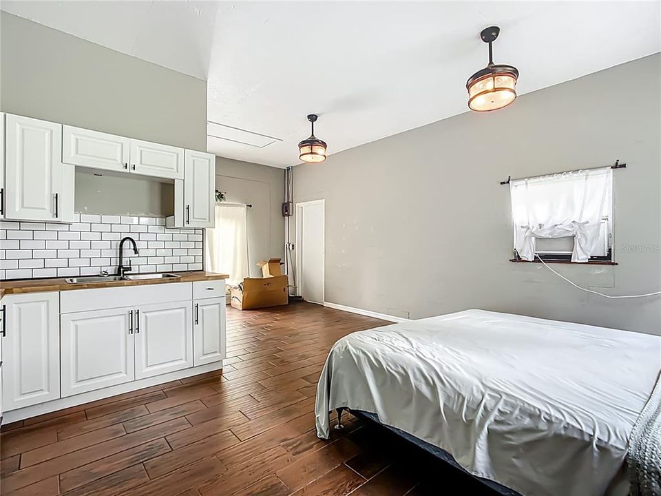 Active With Contract: $575,000 (3 beds, 2 baths, 1818 Square Feet)