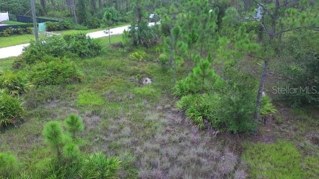 На продажу: $48,500 (0.49 acres)