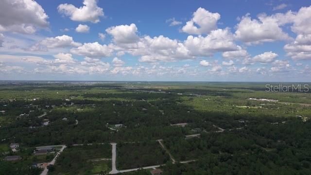 На продажу: $48,500 (0.49 acres)