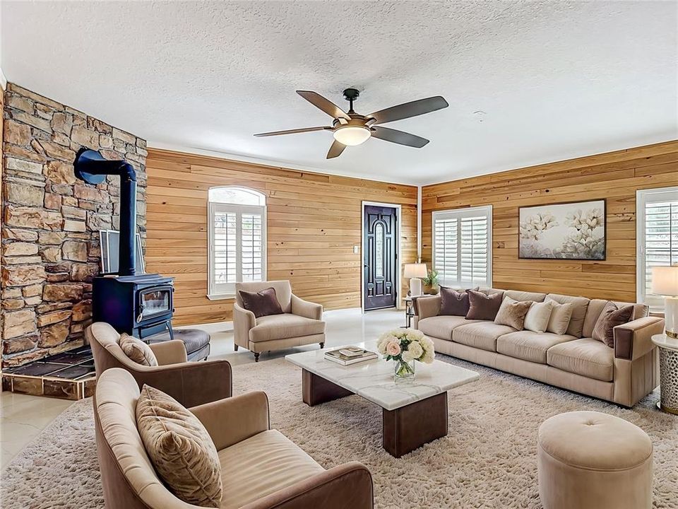 For Sale: $3,775,000 (5 beds, 3 baths, 7800 Square Feet)