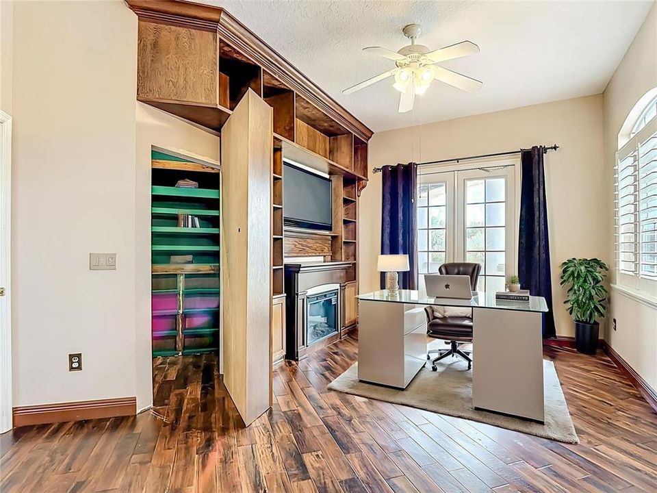 For Sale: $3,775,000 (5 beds, 3 baths, 7800 Square Feet)