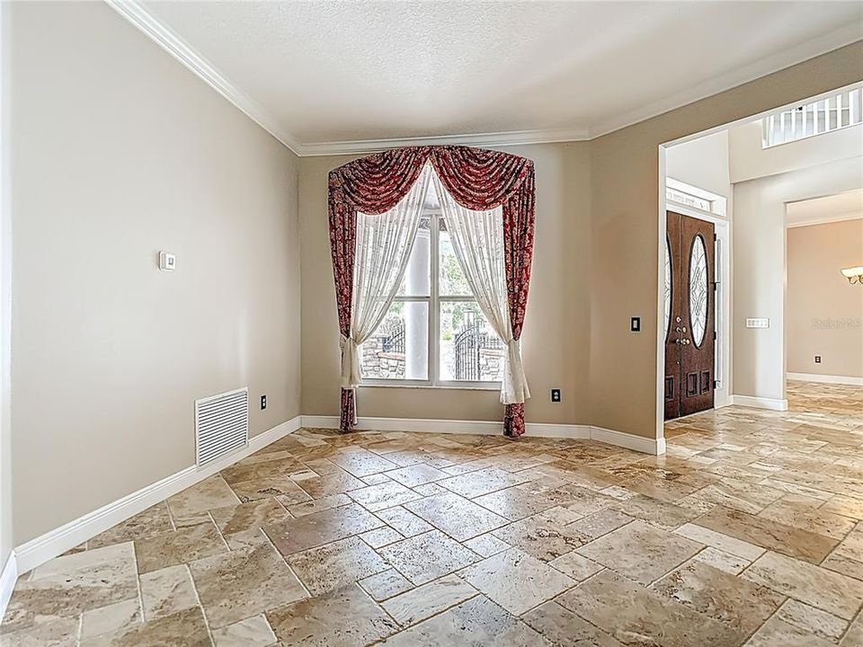 For Sale: $3,775,000 (5 beds, 3 baths, 7800 Square Feet)