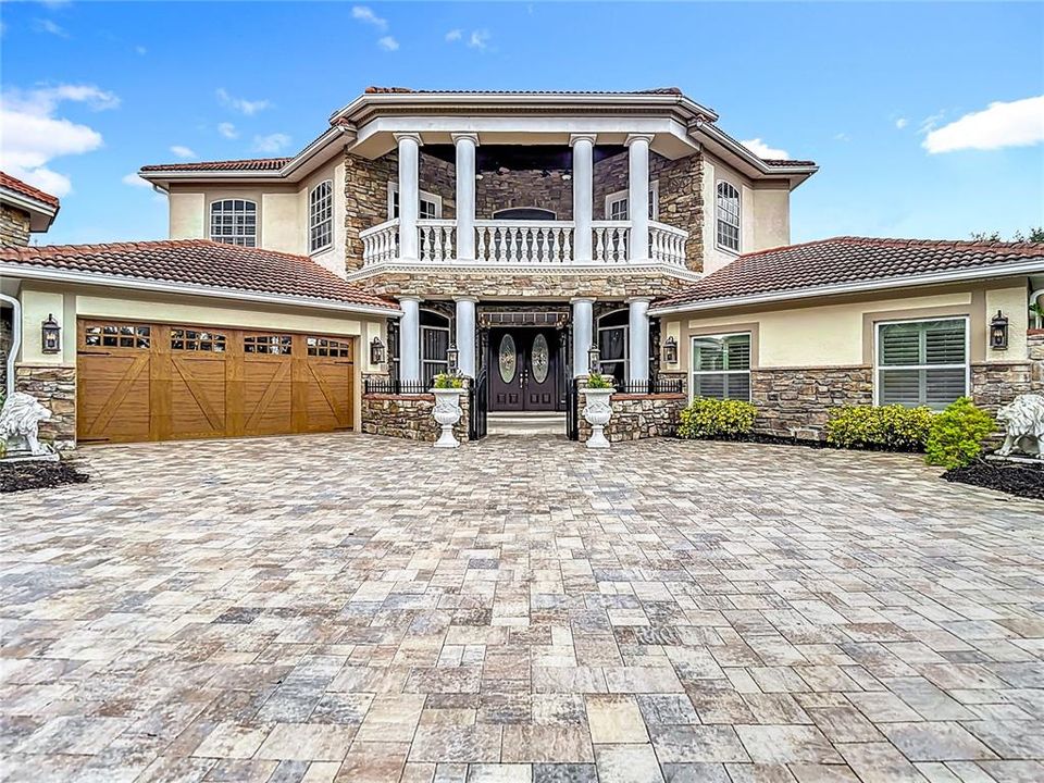 For Sale: $3,775,000 (5 beds, 3 baths, 7800 Square Feet)